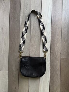 Frye Lucy Leather Saddle Bag.